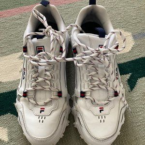 Fila Women's Oakmont TR Sneakers